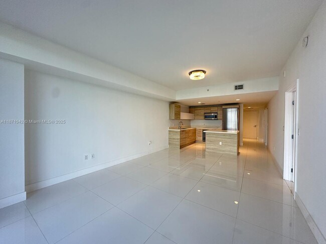 Building Photo - 16385 Biscayne Blvd