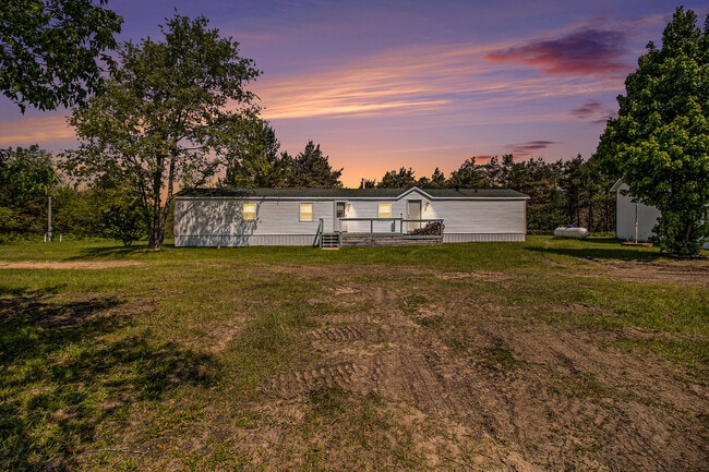 Building Photo - 10484 W 34 1/2 Rd