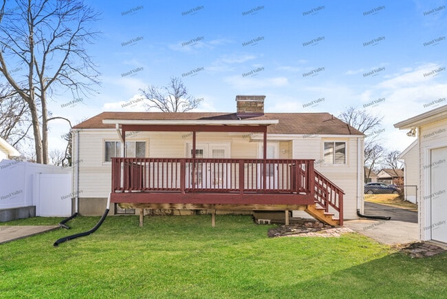 Building Photo - 31 Mercury Dr