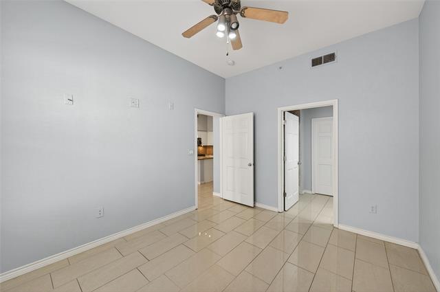 Building Photo - 3102 Kings Rd