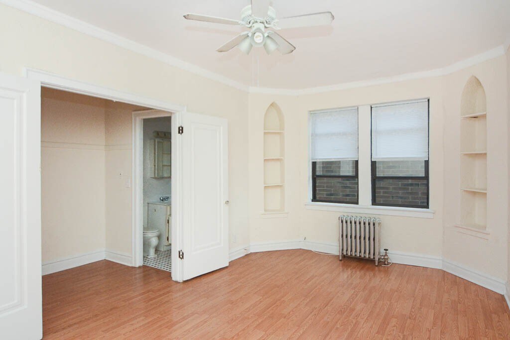 Building Photo - 4832 N Damen Ave
