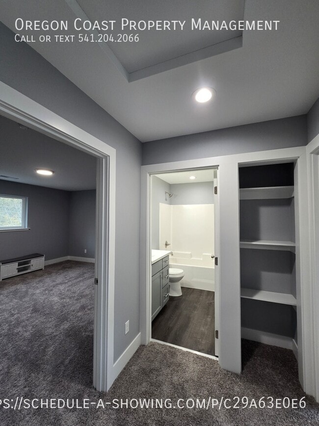 Building Photo - 4255 Sequoia Loop