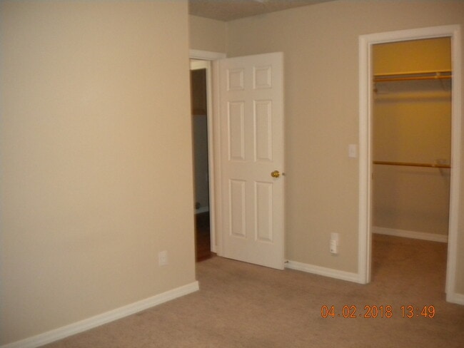 Building Photo - OWN798