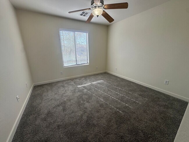 Building Photo - JACOBS RANCH IN AJ