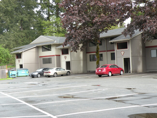 Easy access and adjacent parking - 12511 98th Ave Ct SW