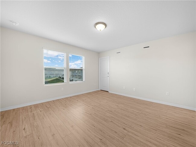 Building Photo - 4580 Sparkling Shell Ave