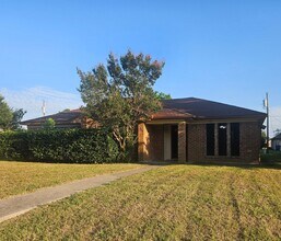 Building Photo - Wylie East Charmer