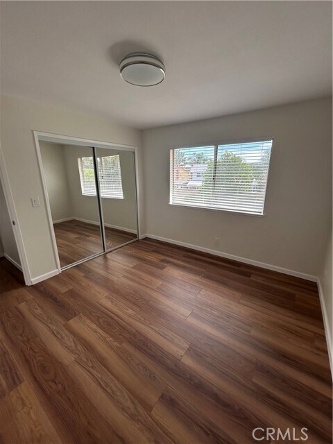 Building Photo - 852 Glenwick Ave