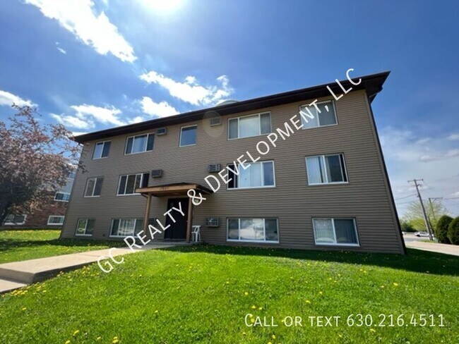 Primary Photo - 10403 N Church St