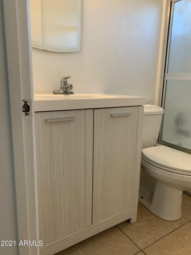 Building Photo - 2856 W Butler Dr