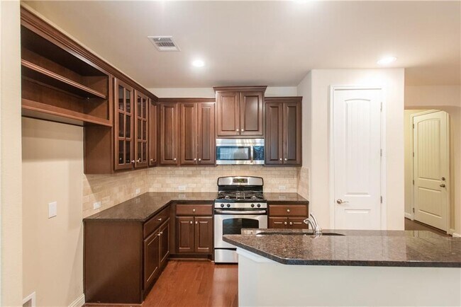 Building Photo - 6009 Wilcott Ct