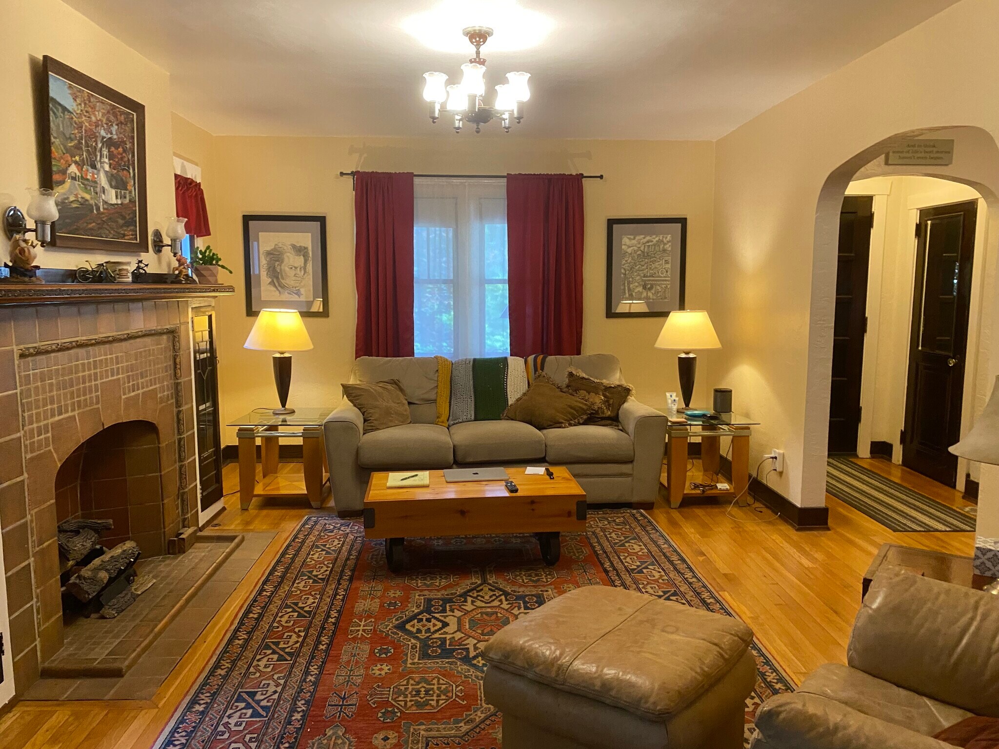Living Room - 6824 McPherson Blvd