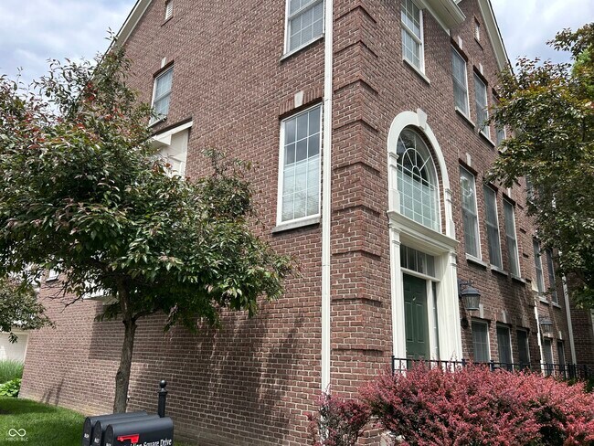 Building Photo - 8645 Meridian Square Dr