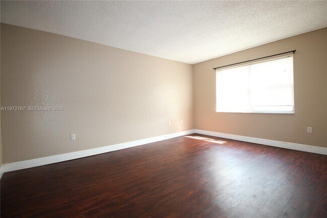 Building Photo - 4235 N University Dr