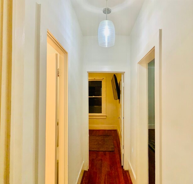 Building Photo - 1108 22nd St W