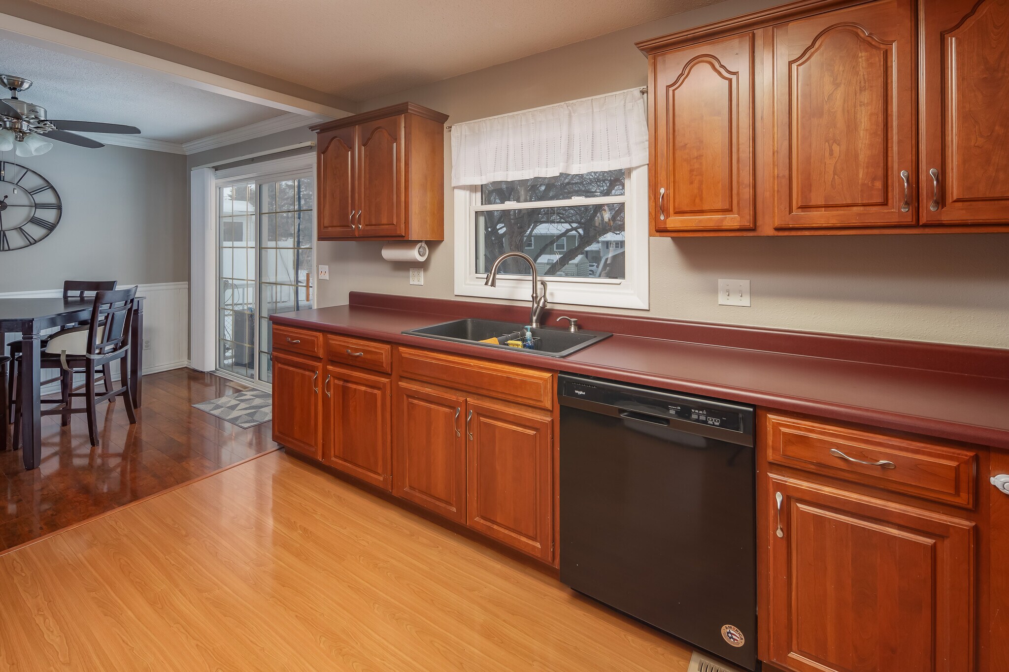 Building Photo - 3117 Windsor Dr