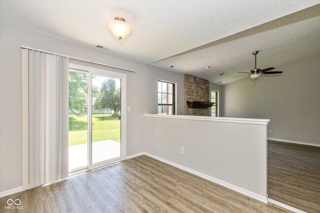 Building Photo - 7313 Shanna Cir