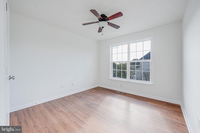 Building Photo - 15000 Gossom Manor Pl
