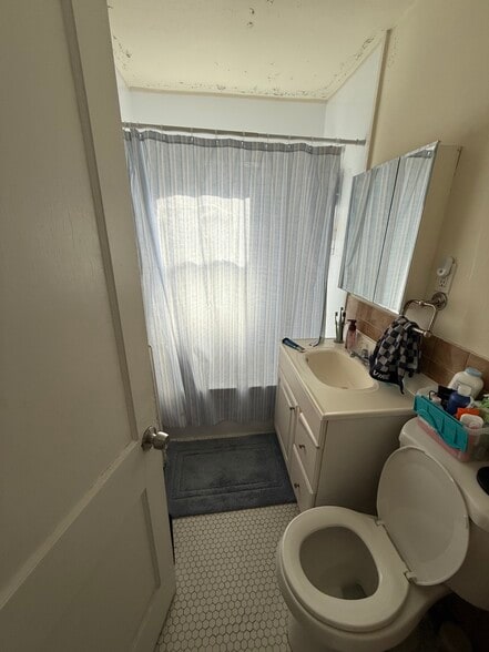 Building Photo - 58 Brock St