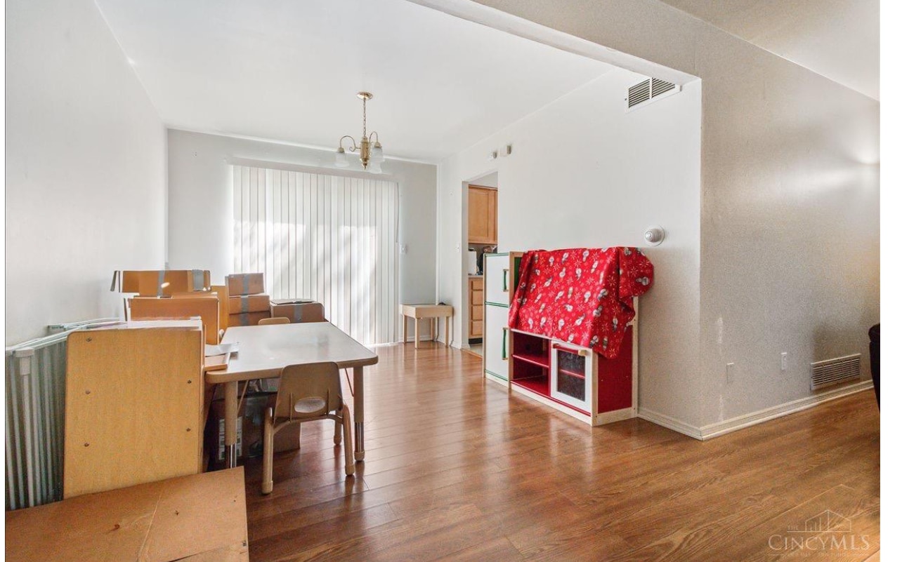 Building Photo - 3167 Westbrook Dr