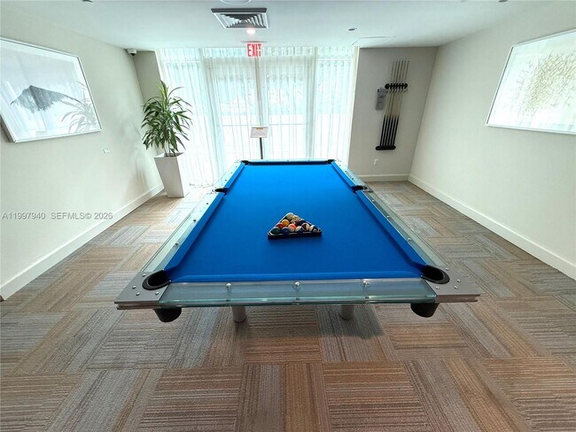 Building Photo - 951 Brickell Ave