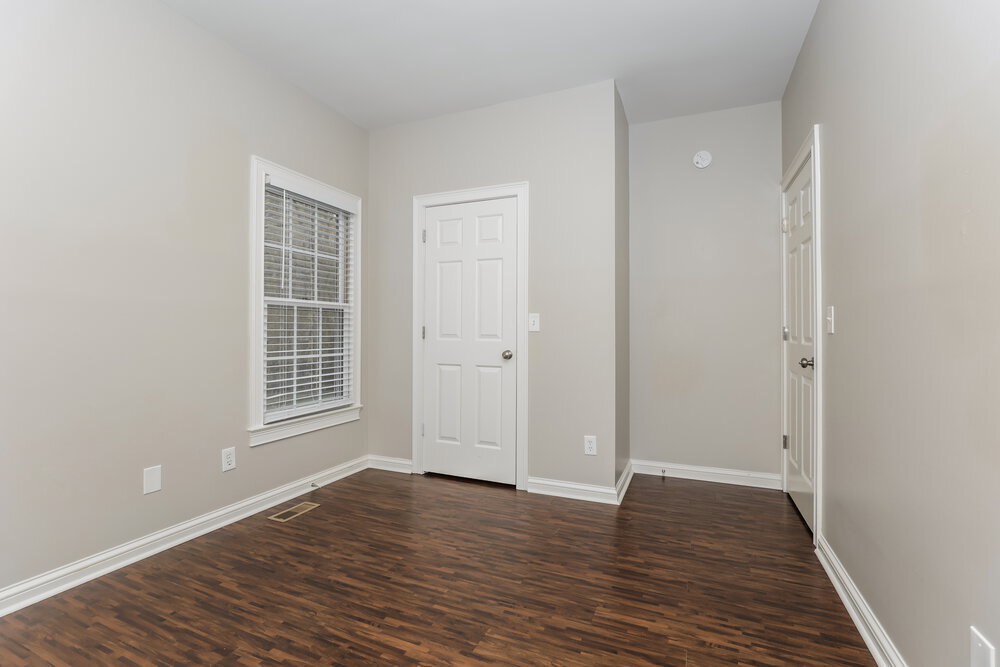 Building Photo - 2414 Amber Glen Dr