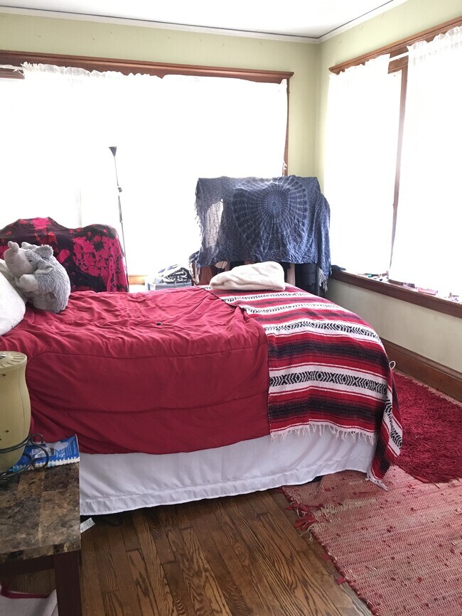 Building Photo - 116 Mitchell St