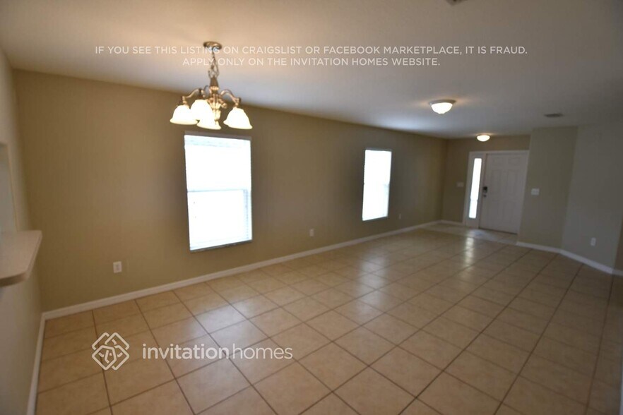 Building Photo - 10613 Shady Preserve Dr