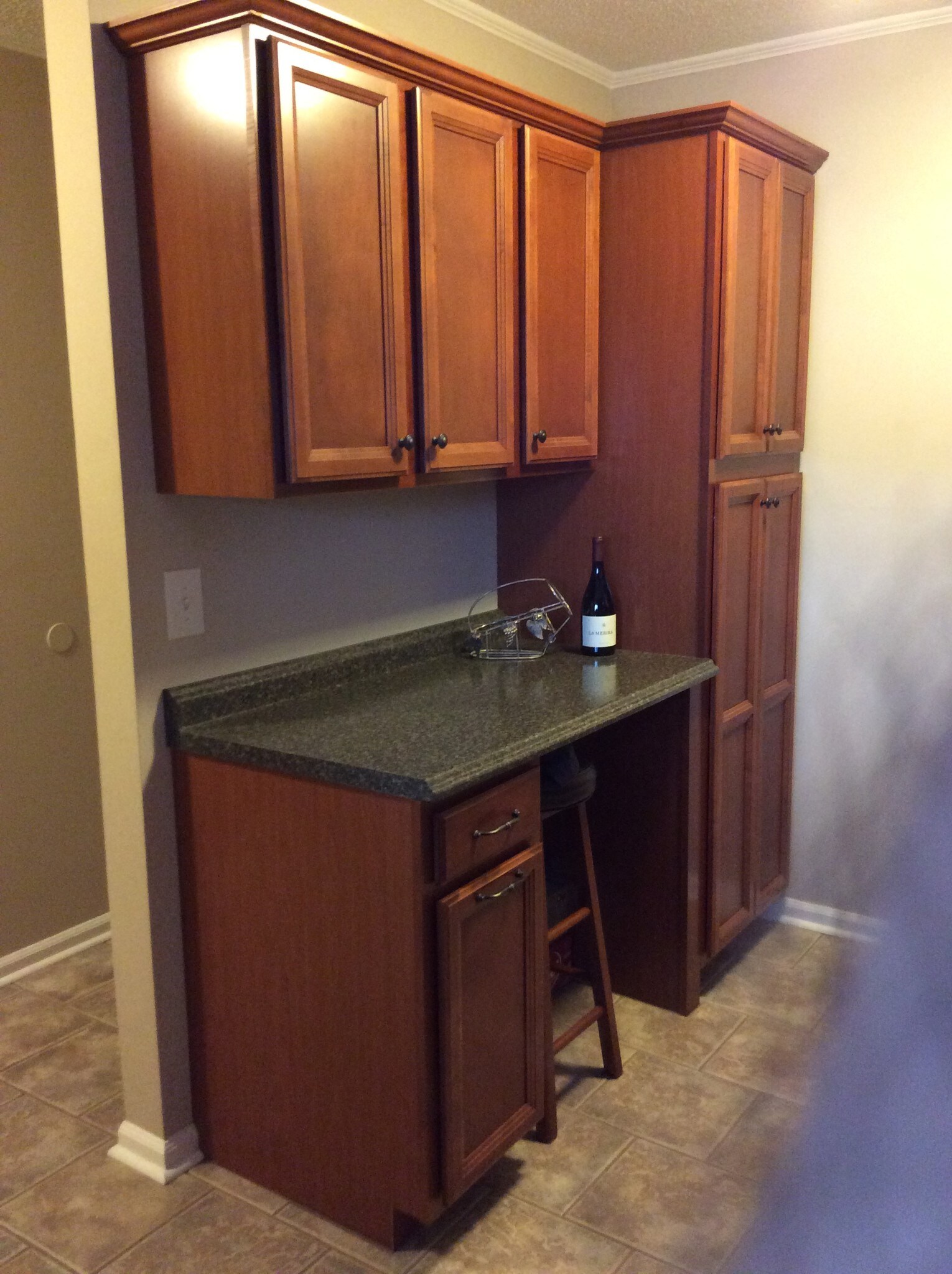 Building Photo - 3000 Golden Rd