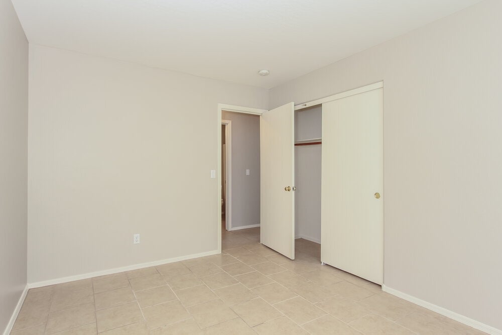 Building Photo - 12433 W Larkspur Rd