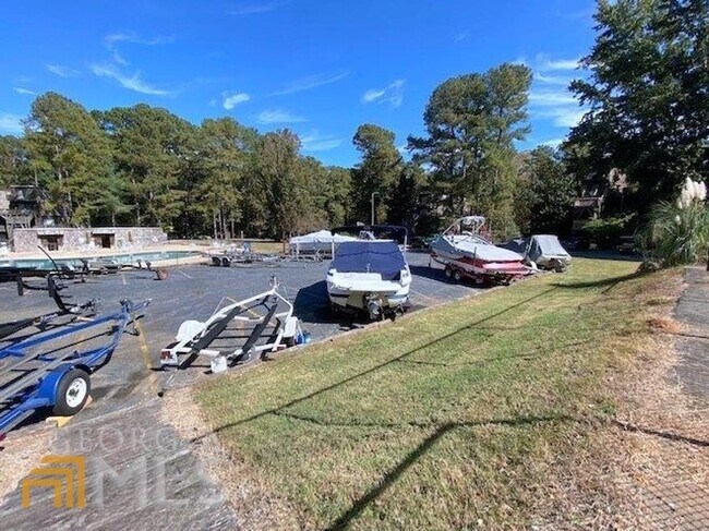 Building Photo - 3200 Rim Cove Dr