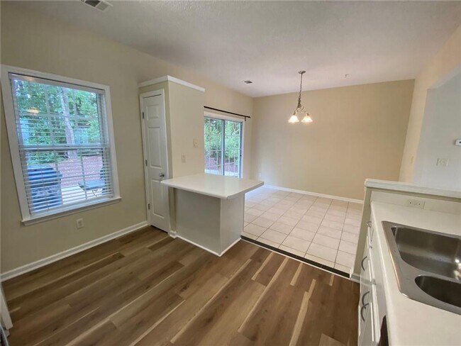 Building Photo - 1285 Kilmington Ct