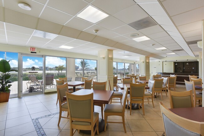 Building Photo - 2100 S Ocean Dr