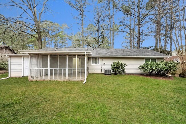 Building Photo - 8990 Sterling Ridge Ln