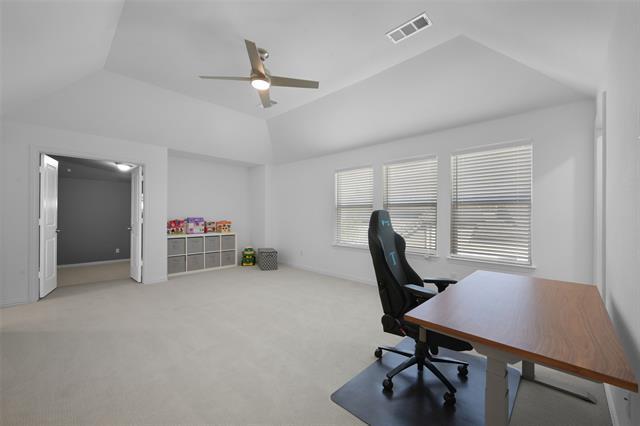 Building Photo - 731 Drummond Dr