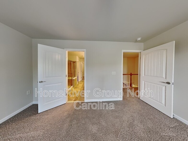 Building Photo - 509 Brier Crossings Loop