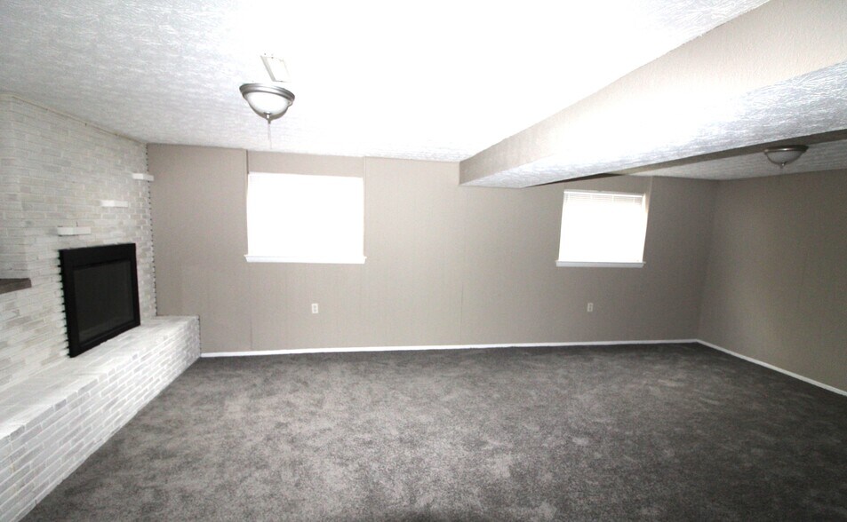 Building Photo - 2514 Lipton Rd