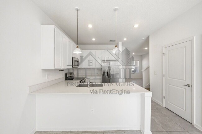 Building Photo - 2634 Runners Cir