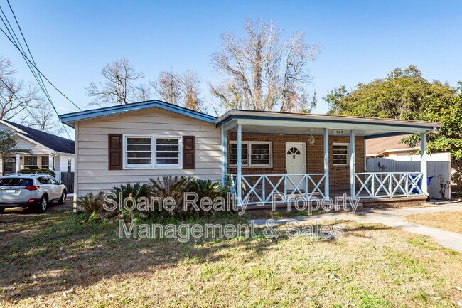 Building Photo - 1520 N Avalon Cir