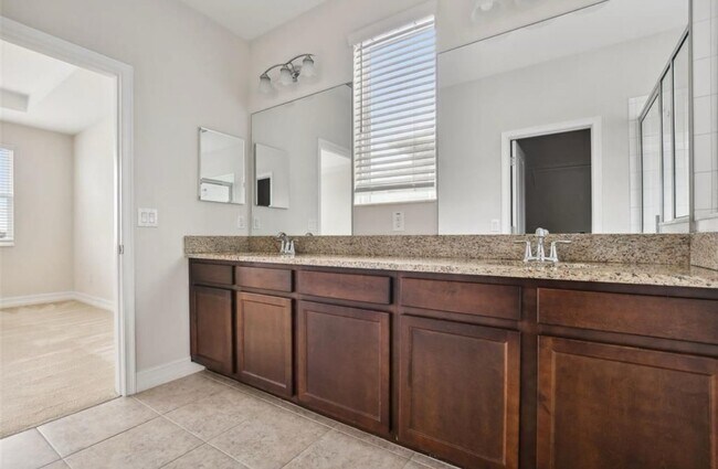 Building Photo - 4811 Tramanto Ln