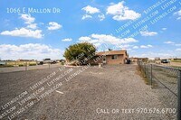 Building Photo - 1066 E Mallon Dr