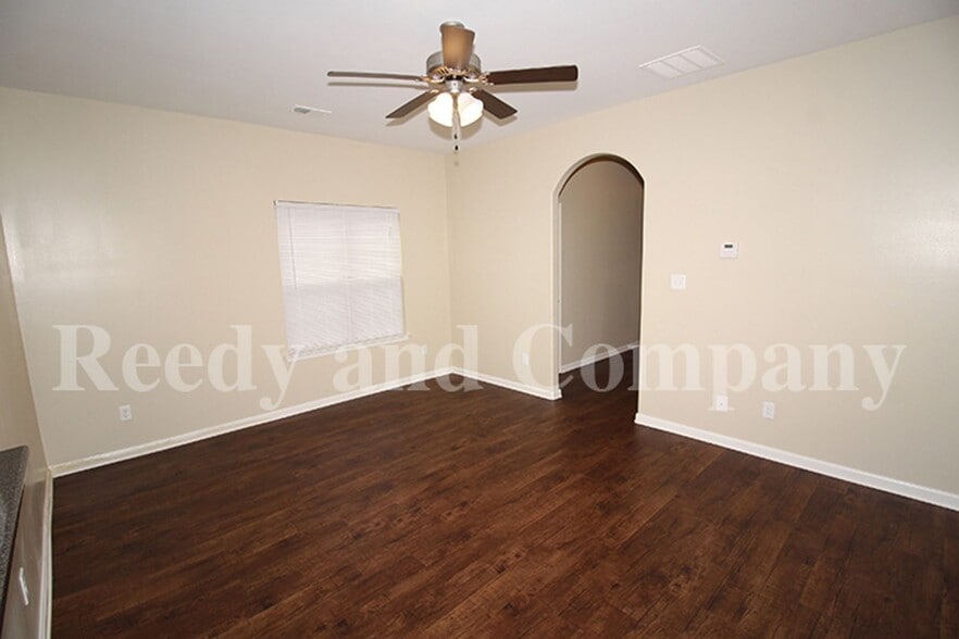 Building Photo - 7927 Bay Meadow Cir S