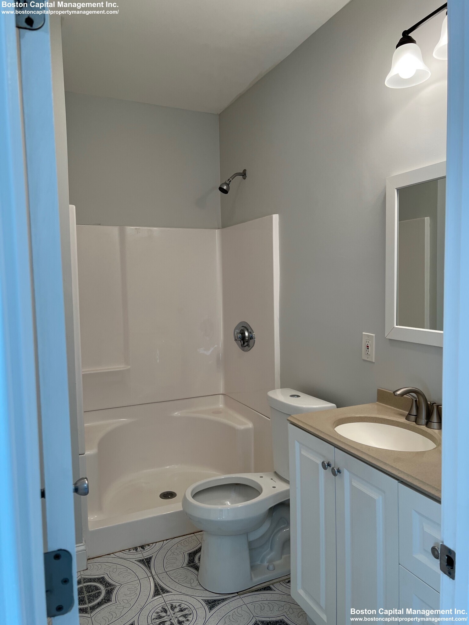 Building Photo - 179 Belmont St