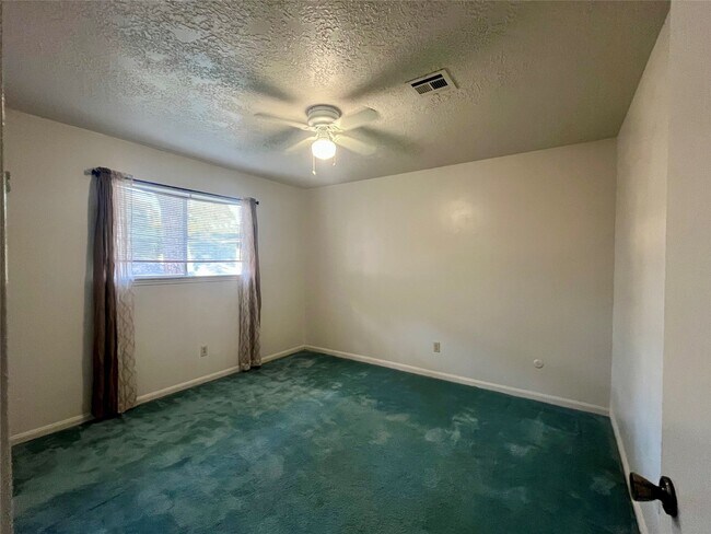 Building Photo - 11814 Cypresswood Dr