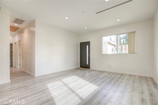 Building Photo - 10343 Jardine Ave