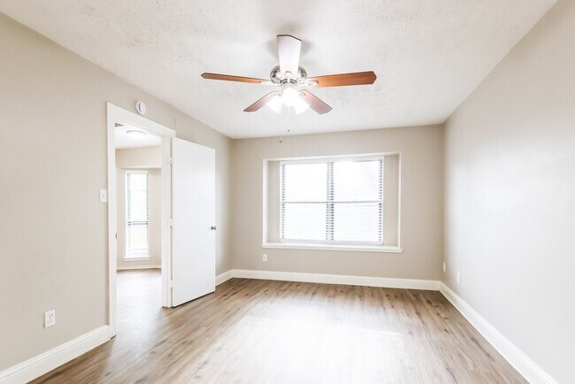 Building Photo - 12207 Evening Glen Ct