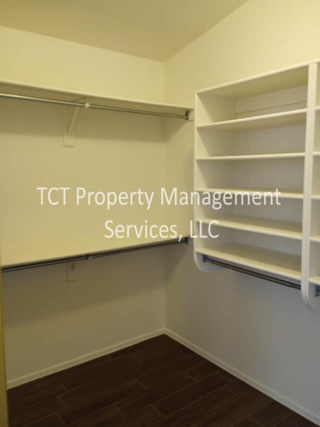 Building Photo - 3 Bed/2 Bath in Avondale