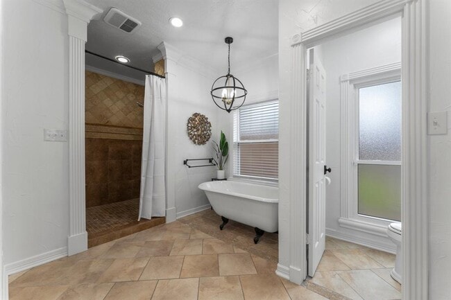 Building Photo - 8911 Tranquil Park Dr