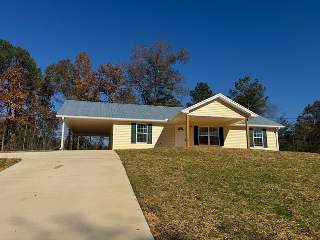 Building Photo - Modern 2025 New Construction