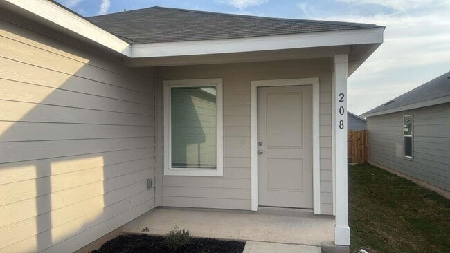 Building Photo - 208 Skyfire St